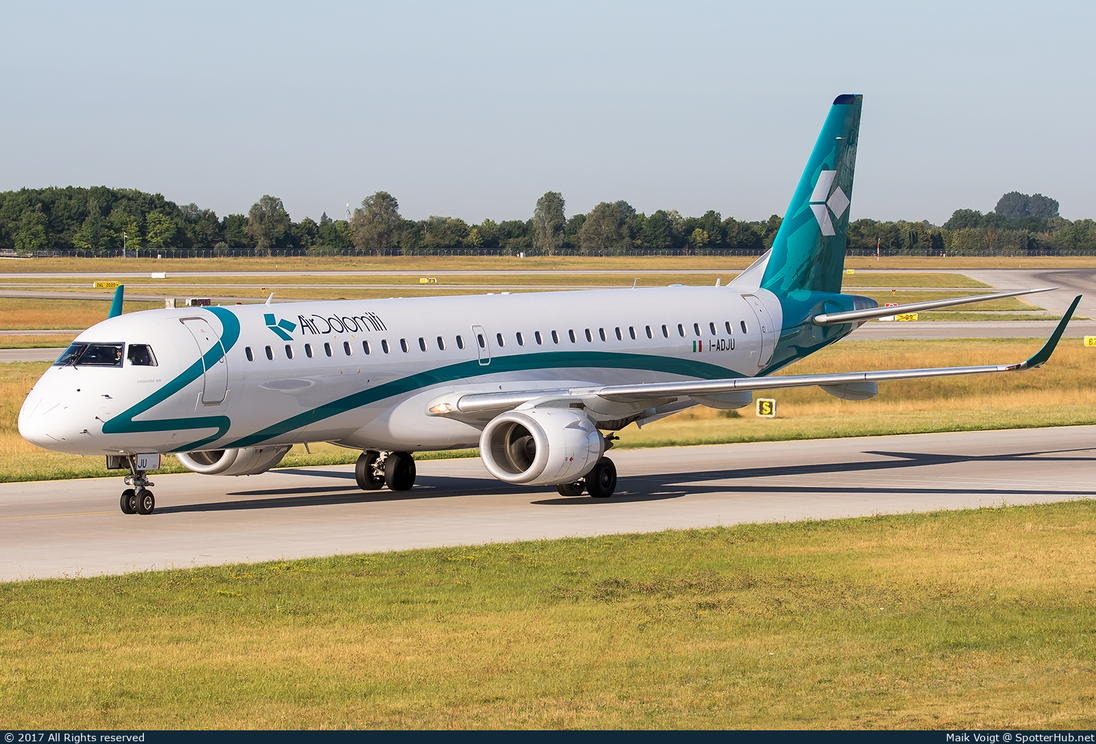 Photo of I-ADJU - Embraer ERJ-195LR operated by Air Dolomiti