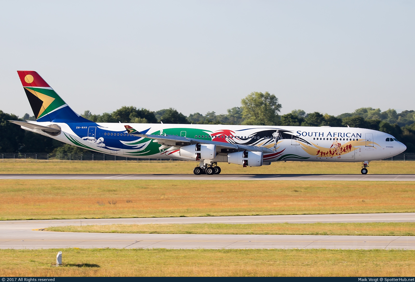 Photo of ZS-SXD - Airbus A340-313 operated by South African Airways