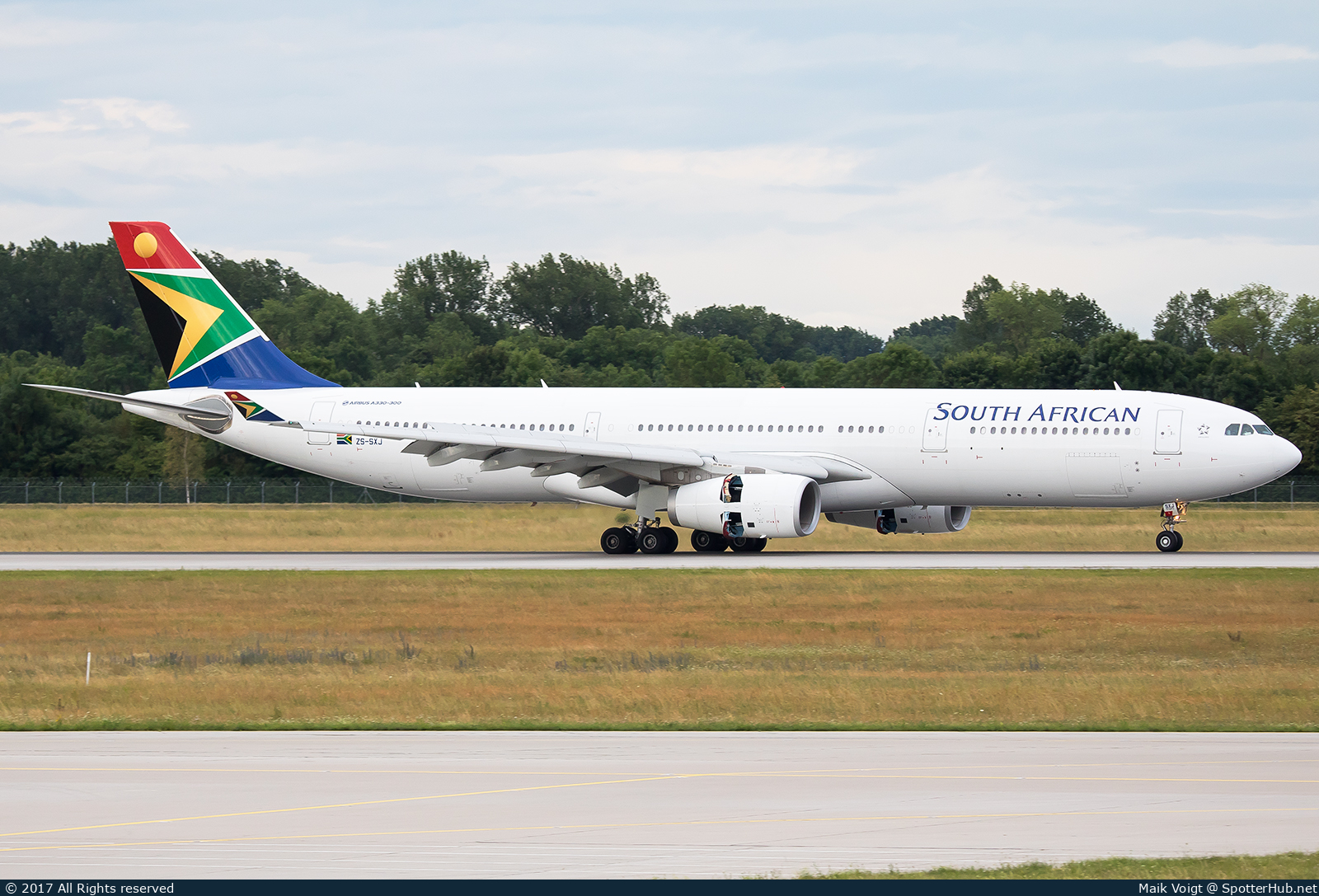 Photo of ZS-SXJ - Airbus A330-343 operated by South African Airways