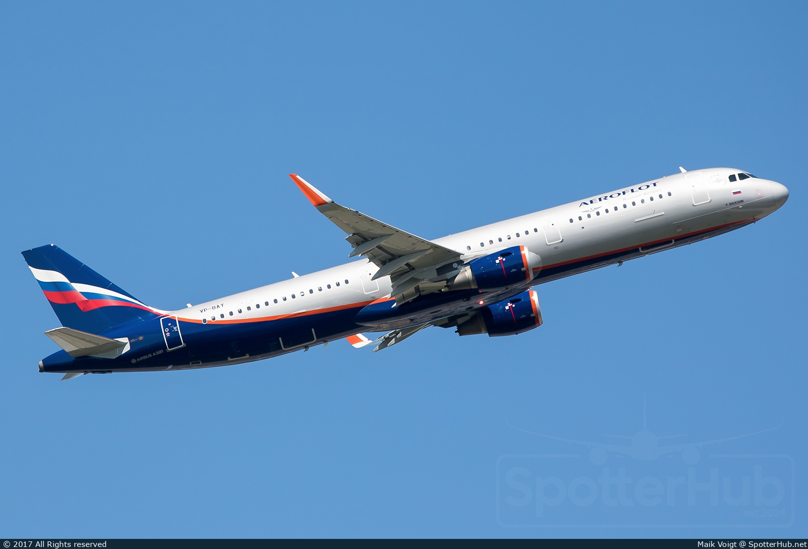 Photo of VP-BAY - Airbus A321-211 operated by Aeroflot