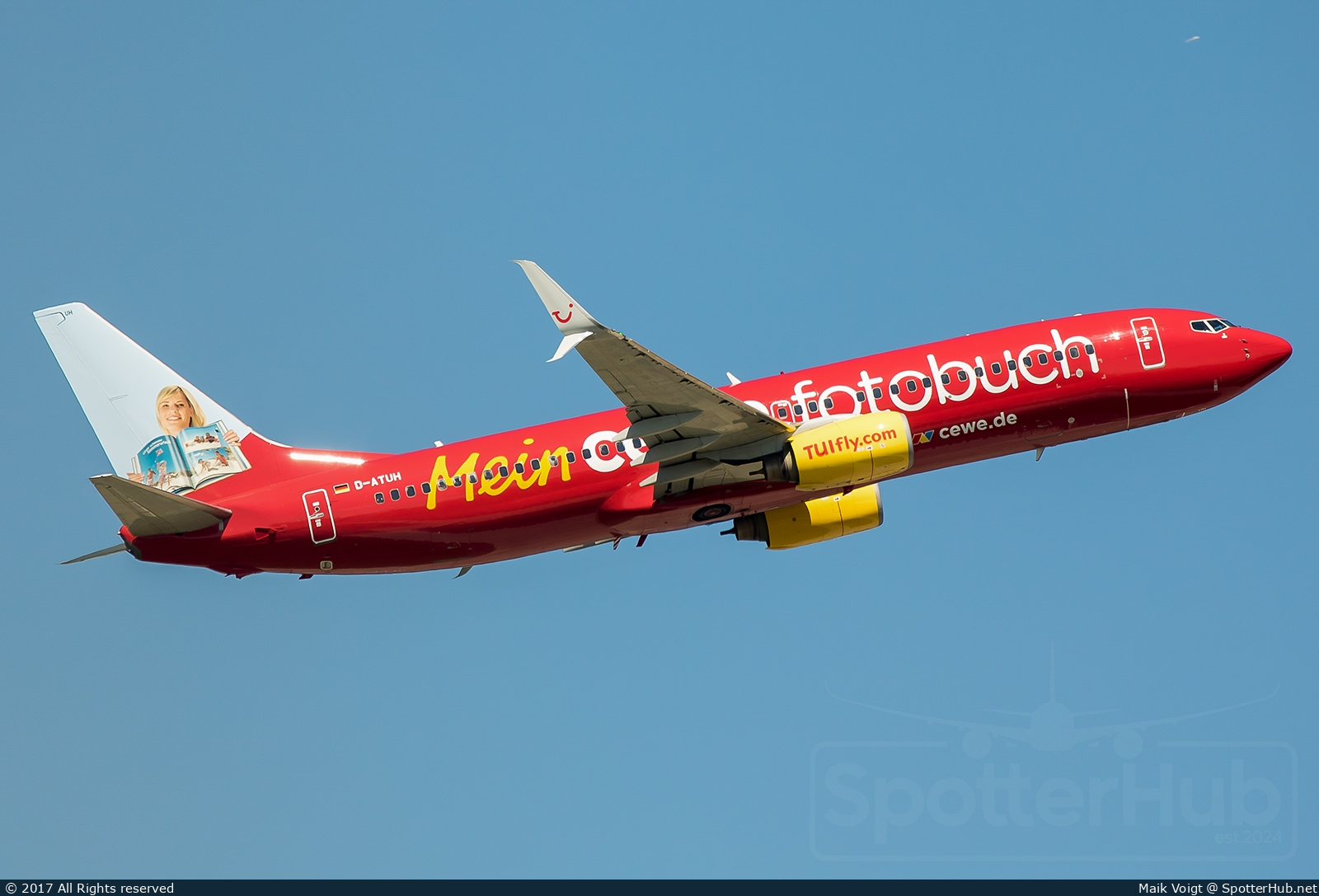 Photo of D-ATUH - Boeing 737-8K5 operated by TUIfly