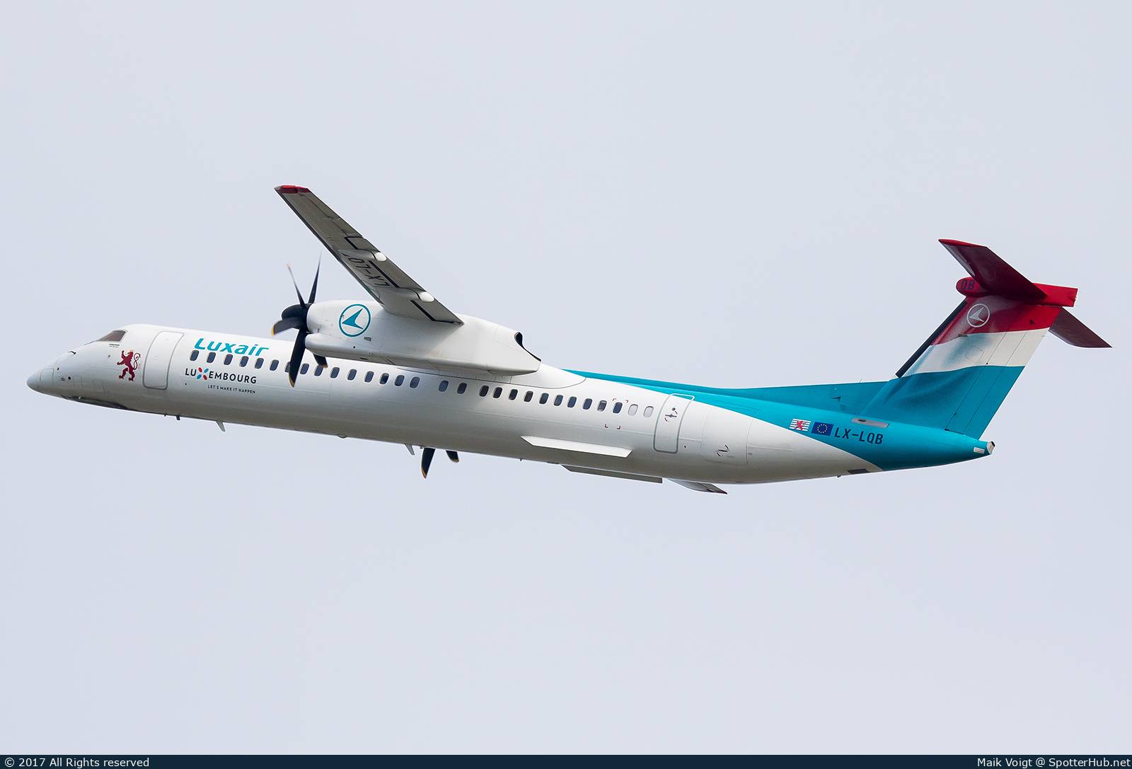 Photo of LX-LQB - Bombardier DHC-8-402 Dash 8 Q400 operated by Luxair
