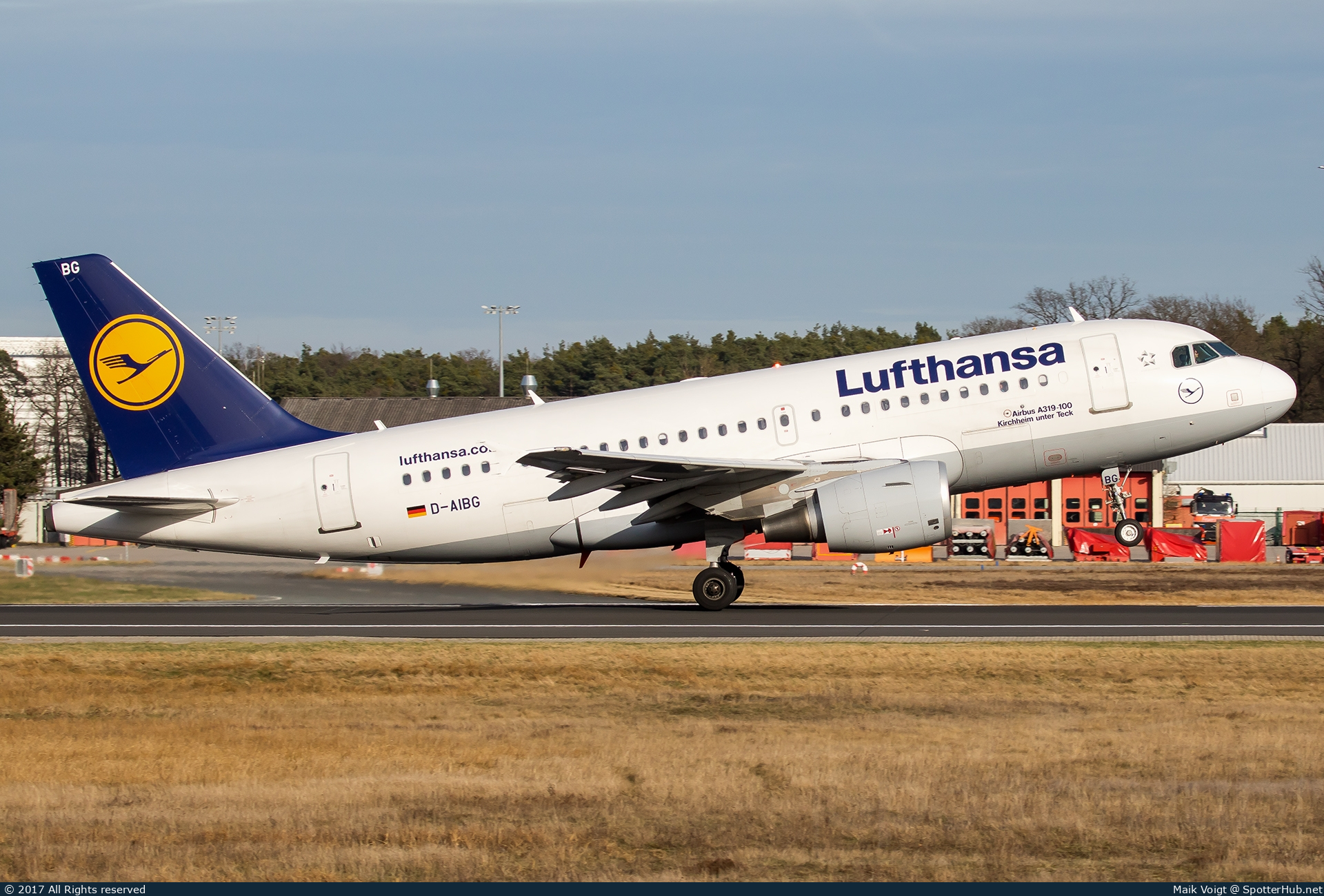 Photo of D-AIBG - Airbus A319-112 operated by Lufthansa
