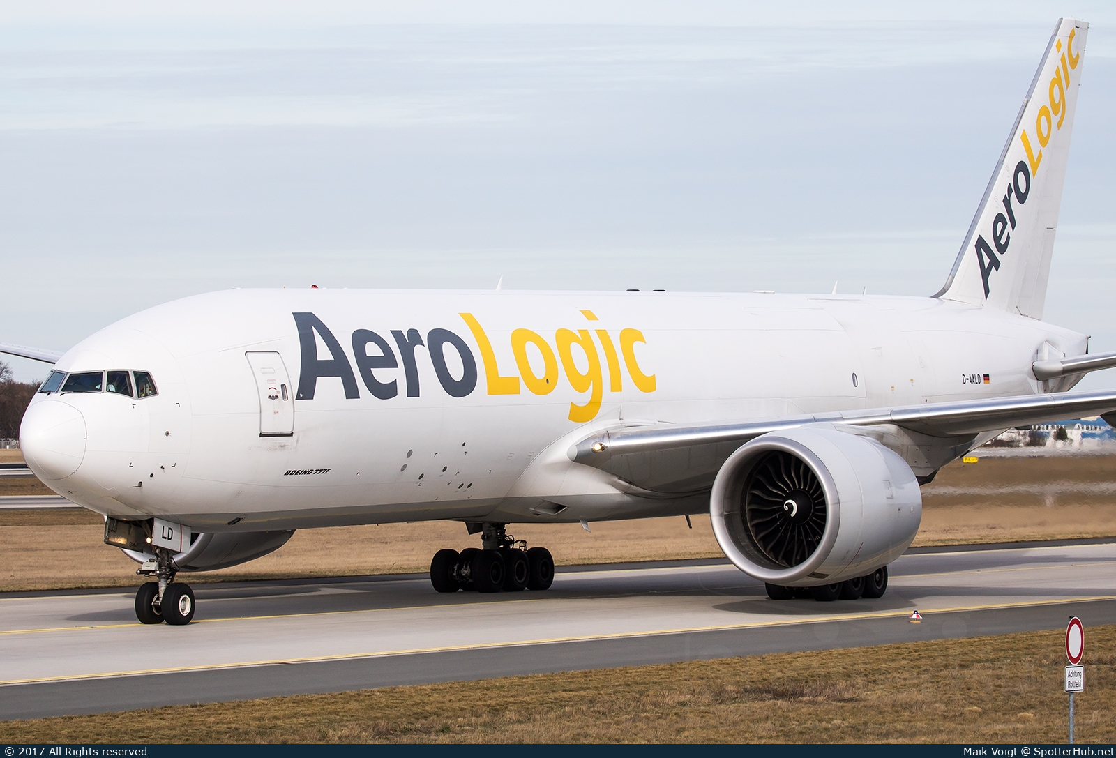 Photo of D-AALD - Boeing 777-FZN operated by AeroLogic