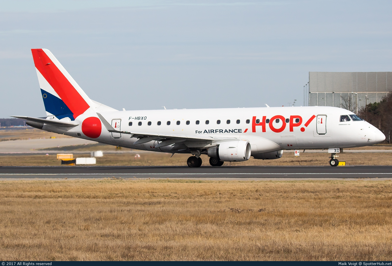 Photo of F-HBXO - Embraer ERJ-170LR operated by Air France HOP