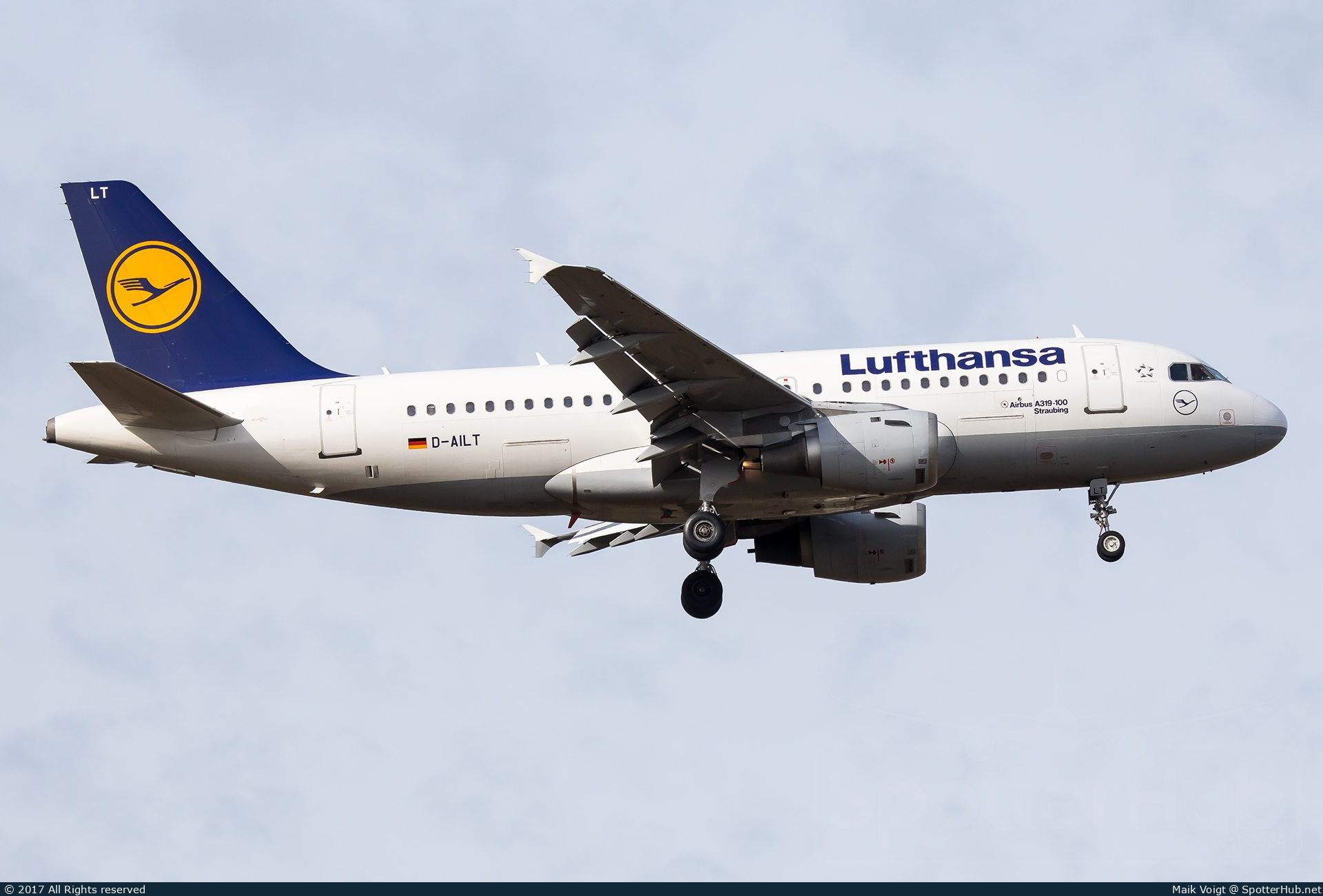 Photo of D-AILT - Airbus A319-114 operated by Lufthansa