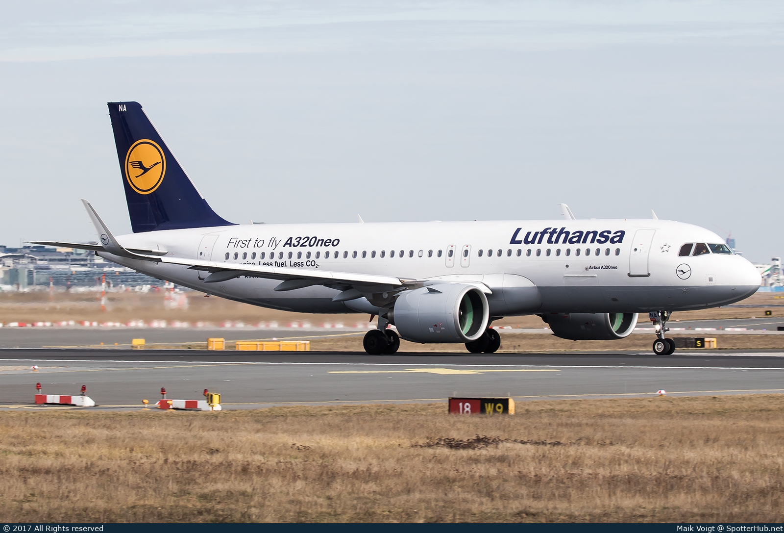 Photo of D-AINA - Airbus A320-271N operated by Lufthansa