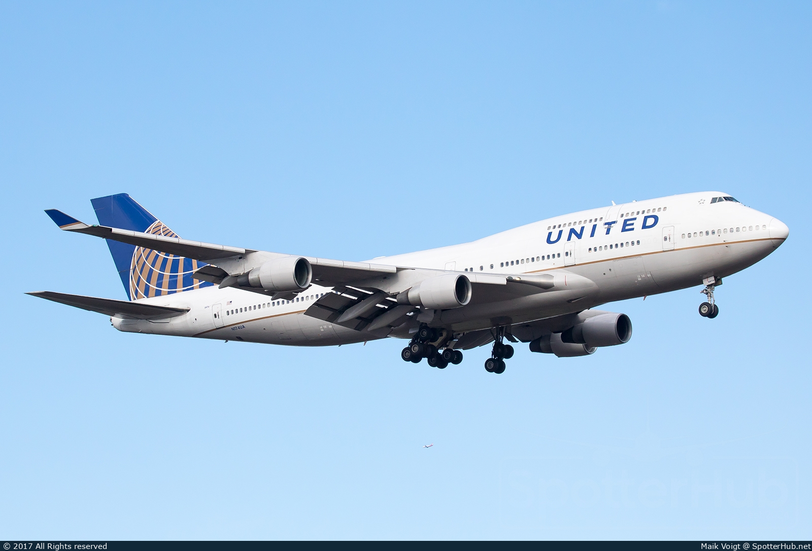 Photo of N174UA - Boeing 747-422 operated by United Airlines