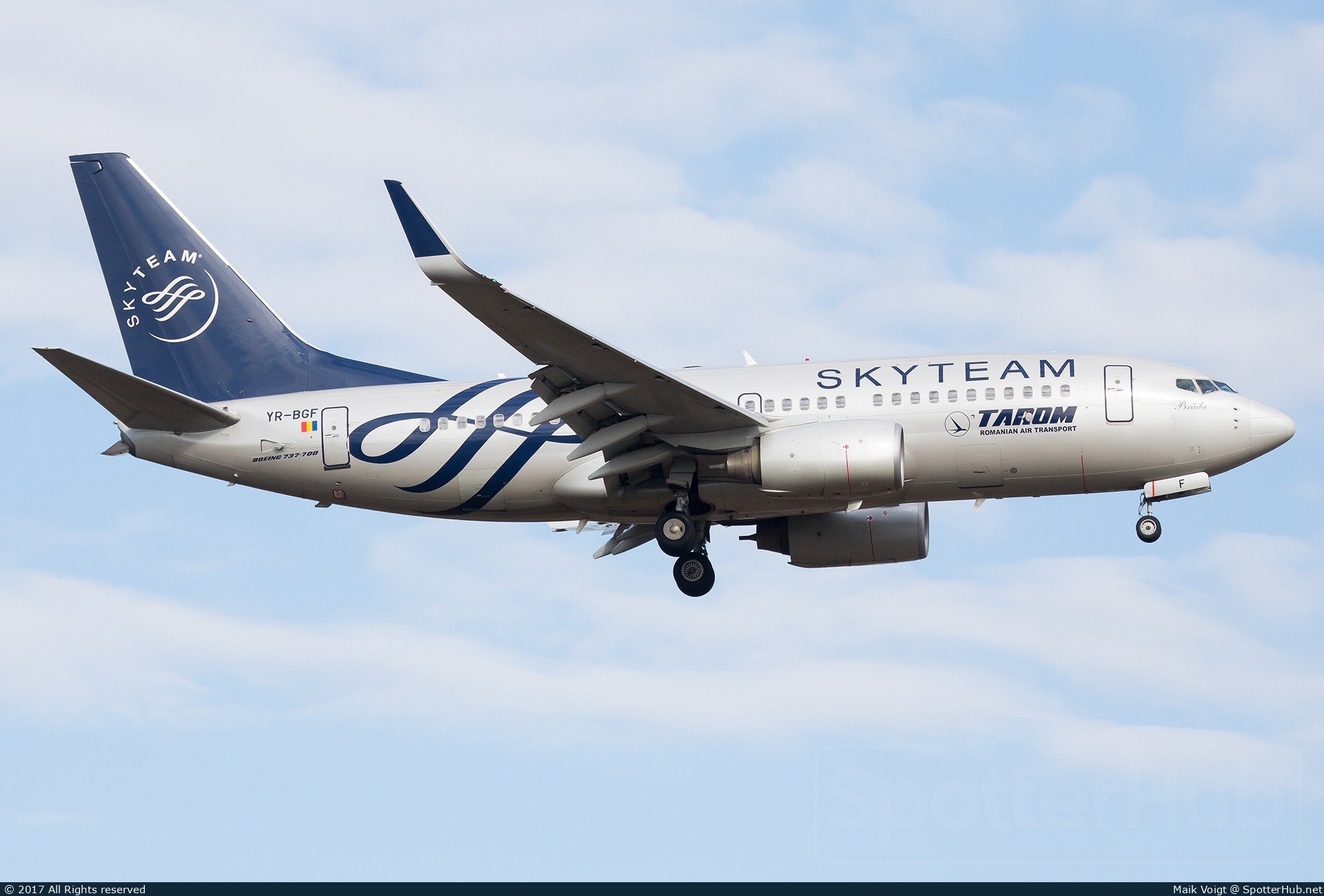 Photo of YR-BGF - Boeing 737-78J operated by Tarom - Romanian Air Transport