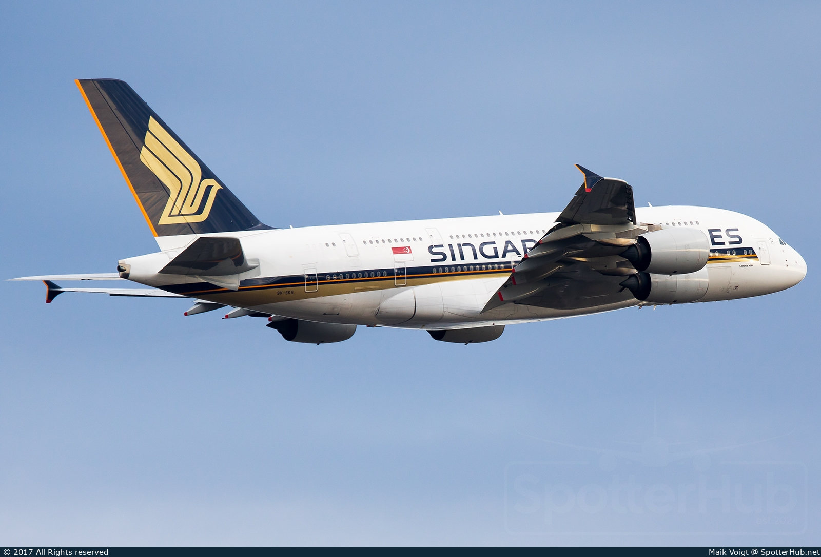 Photo of 9V-SKS - Airbus A380-841 operated by Singapore Airlines