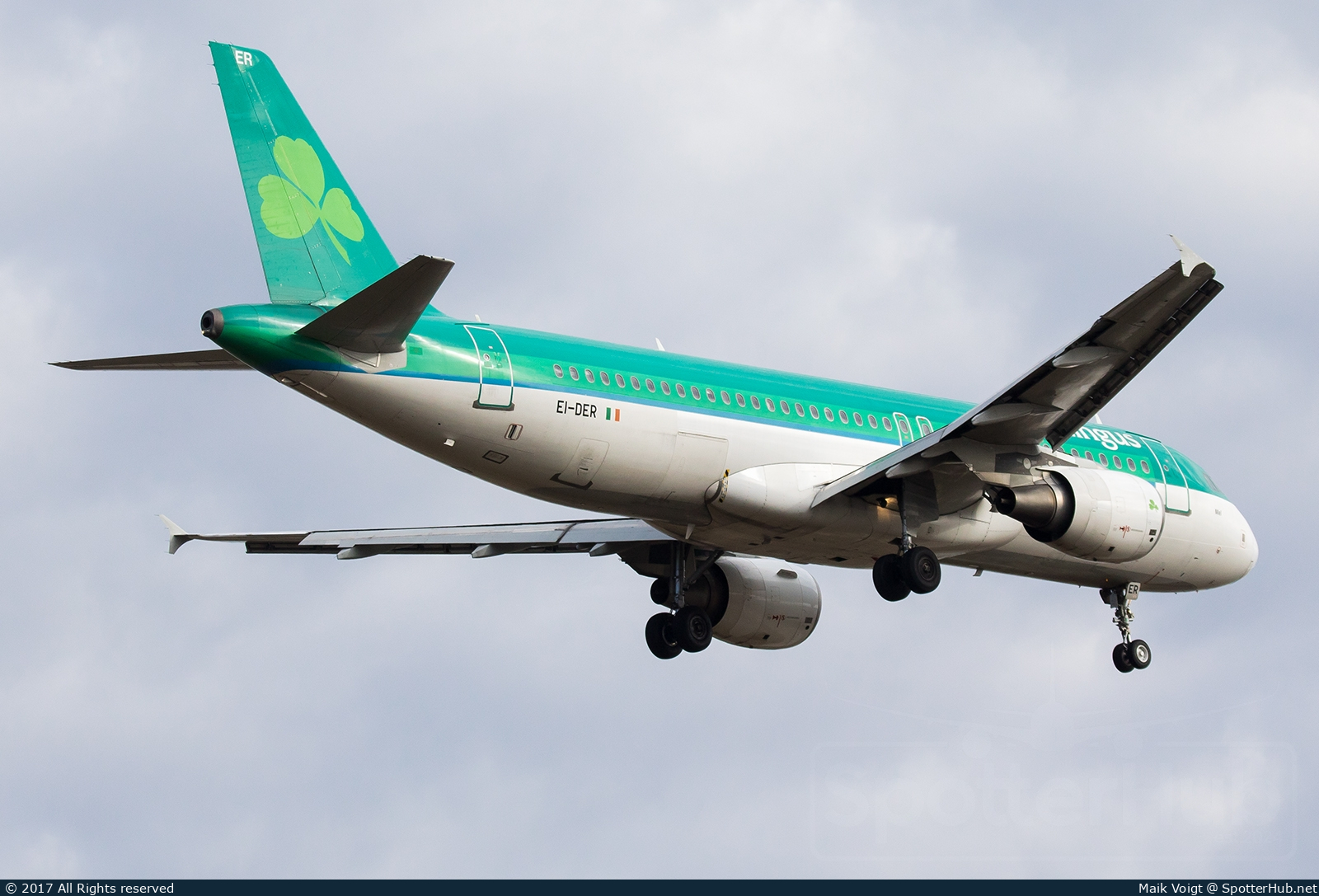 Photo of EI-DER - Airbus A320-214 operated by Aer Lingus