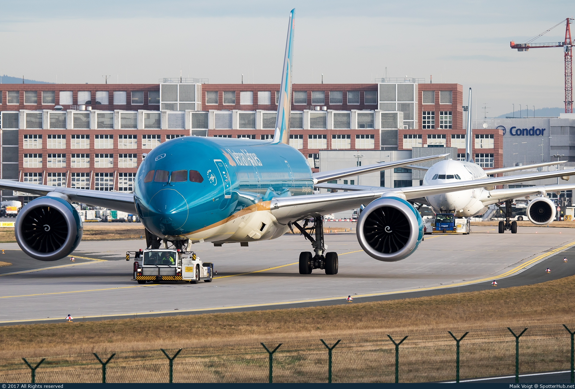 Photo of VN-A867 - Boeing 787-9 Dreamliner operated by Vietnam Airlines