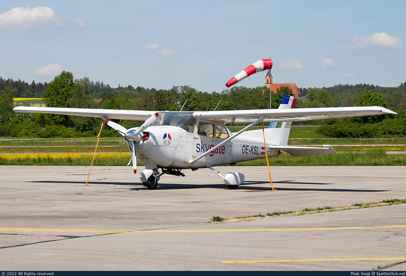 Photo of OE-KSL - Reims-Cessna FR172K Hawk XP operated by Prosperia Aviation Academy
