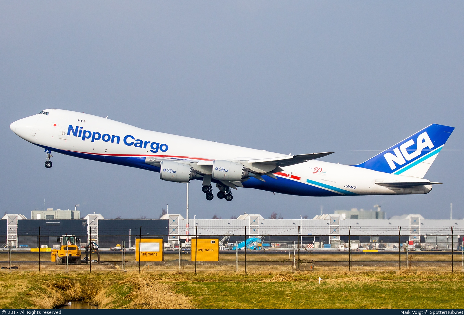 Photo of JA14KZ - Boeing 747-8KZF operated by Nippon Cargo Airlines