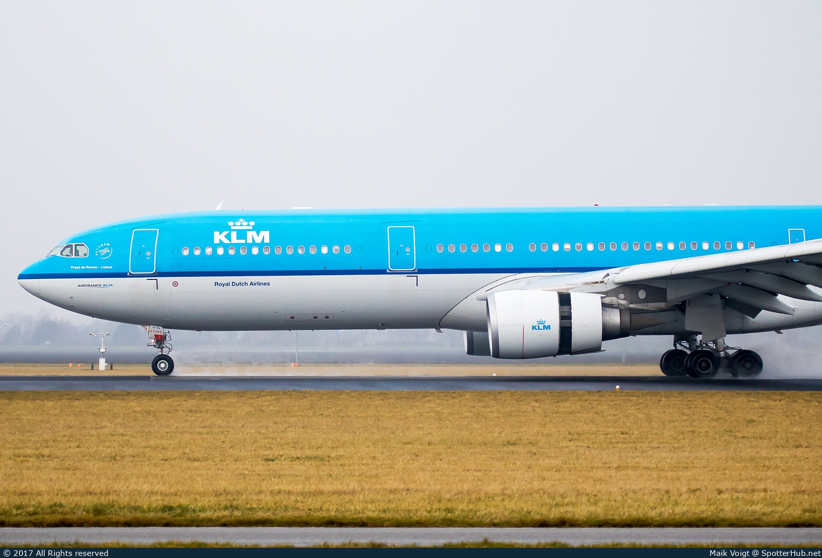 Photo of PH-AKE - Airbus A330-303 operated by KLM Royal Dutch Airlines