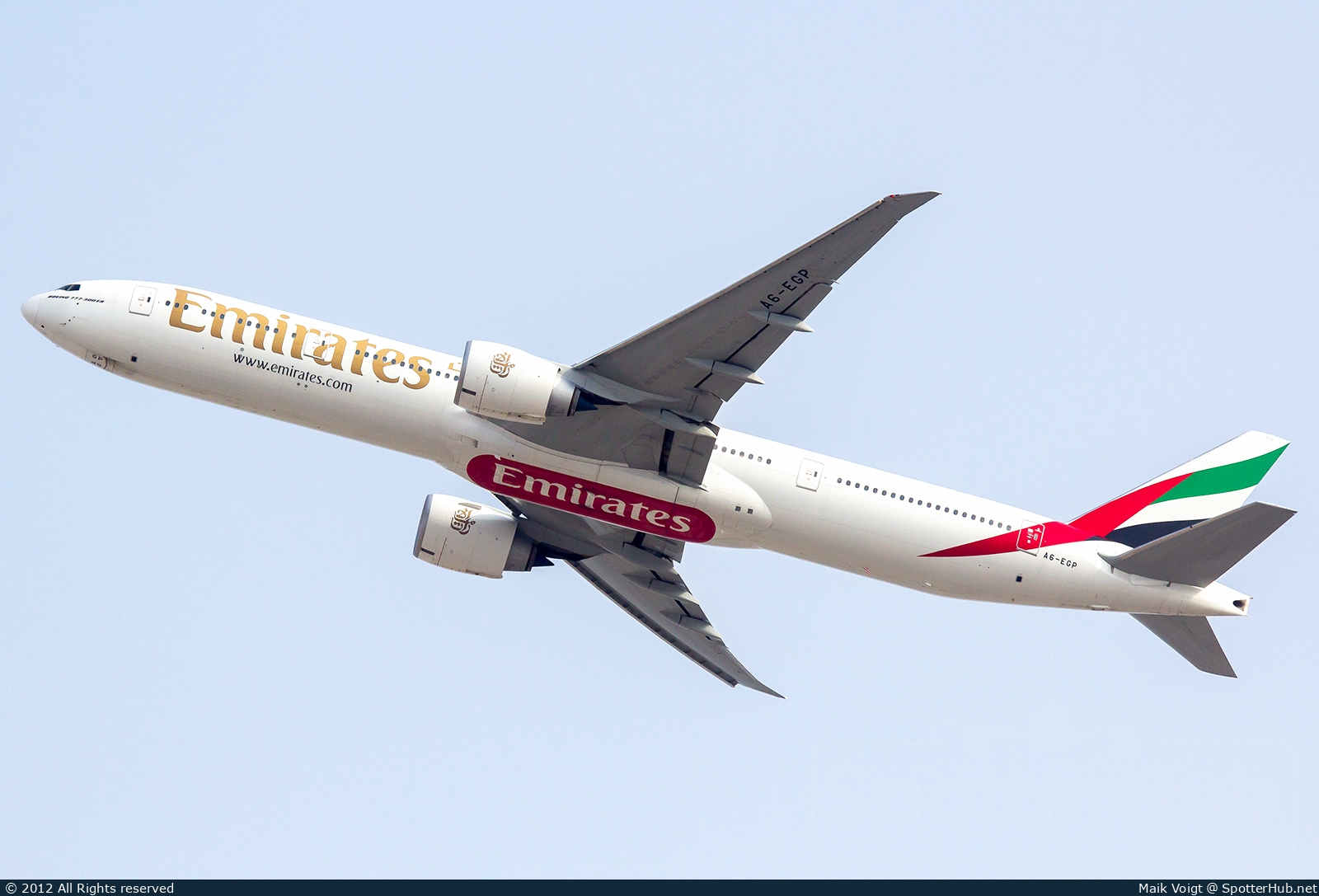 Photo of A6-EGP - Boeing 777-31H(ER) operated by Emirates