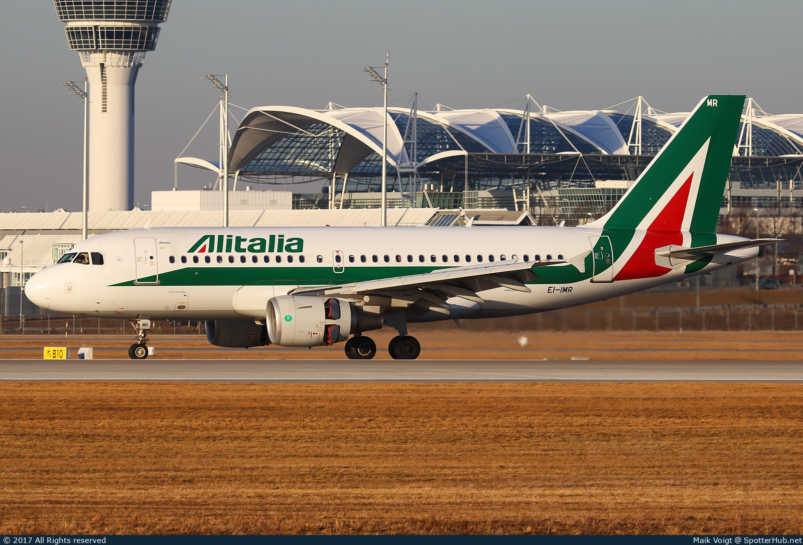 Photo of EI-IMR - Airbus A319-111 operated by Alitalia