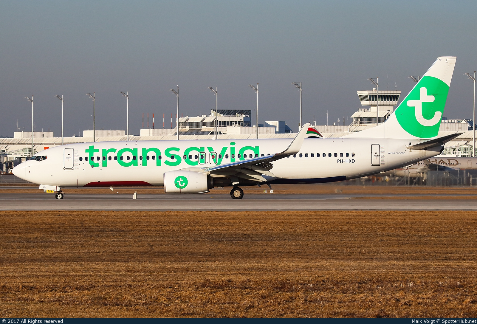 Photo of PH-HXD - Boeing 737-8K2 operated by Transavia