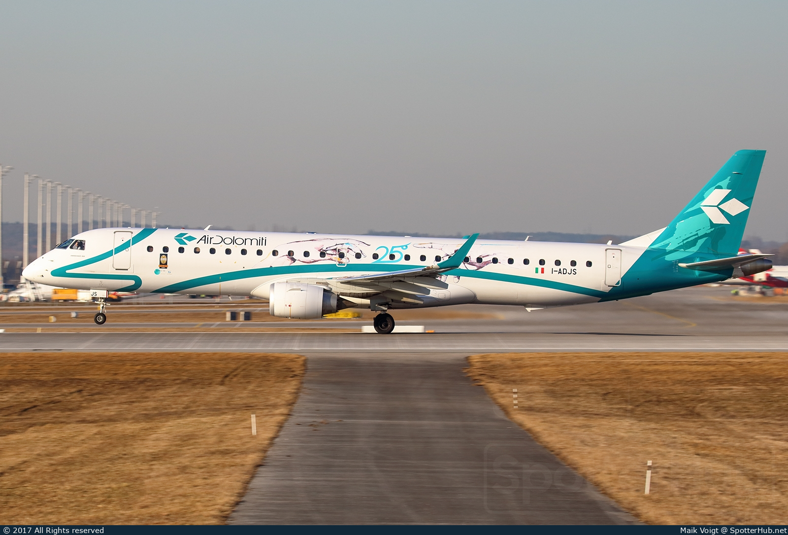 Photo of I-ADJS - Embraer ERJ-195LR operated by Air Dolomiti