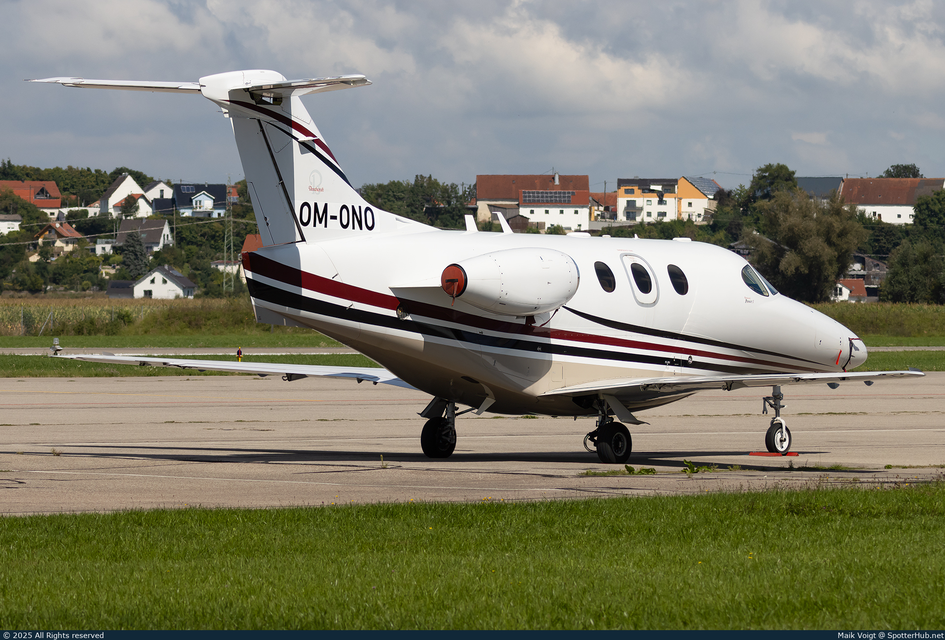 Photo of OM-ONO - Hawker Beechcraft 390 Premier I operated by Paradox Jets