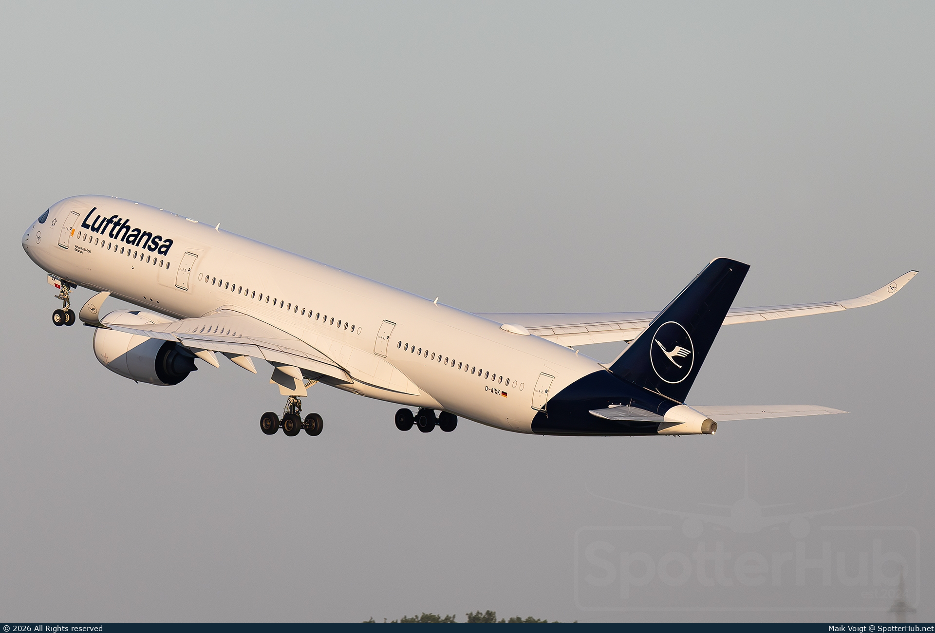 Photo of D-AIXK - Airbus A350-941 operated by Lufthansa
