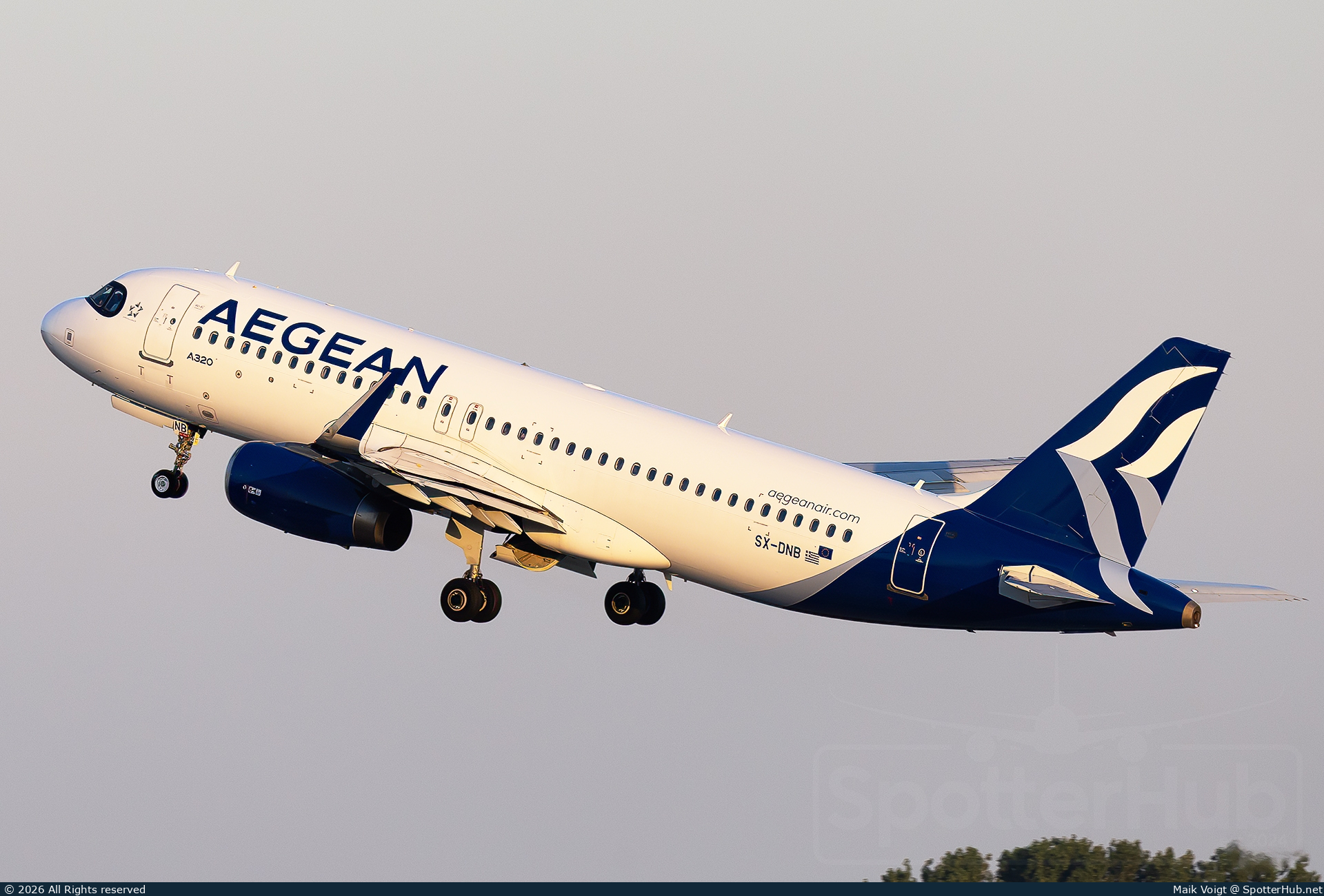 Photo of SX-DNB - Airbus A320-232 operated by Aegean Airlines