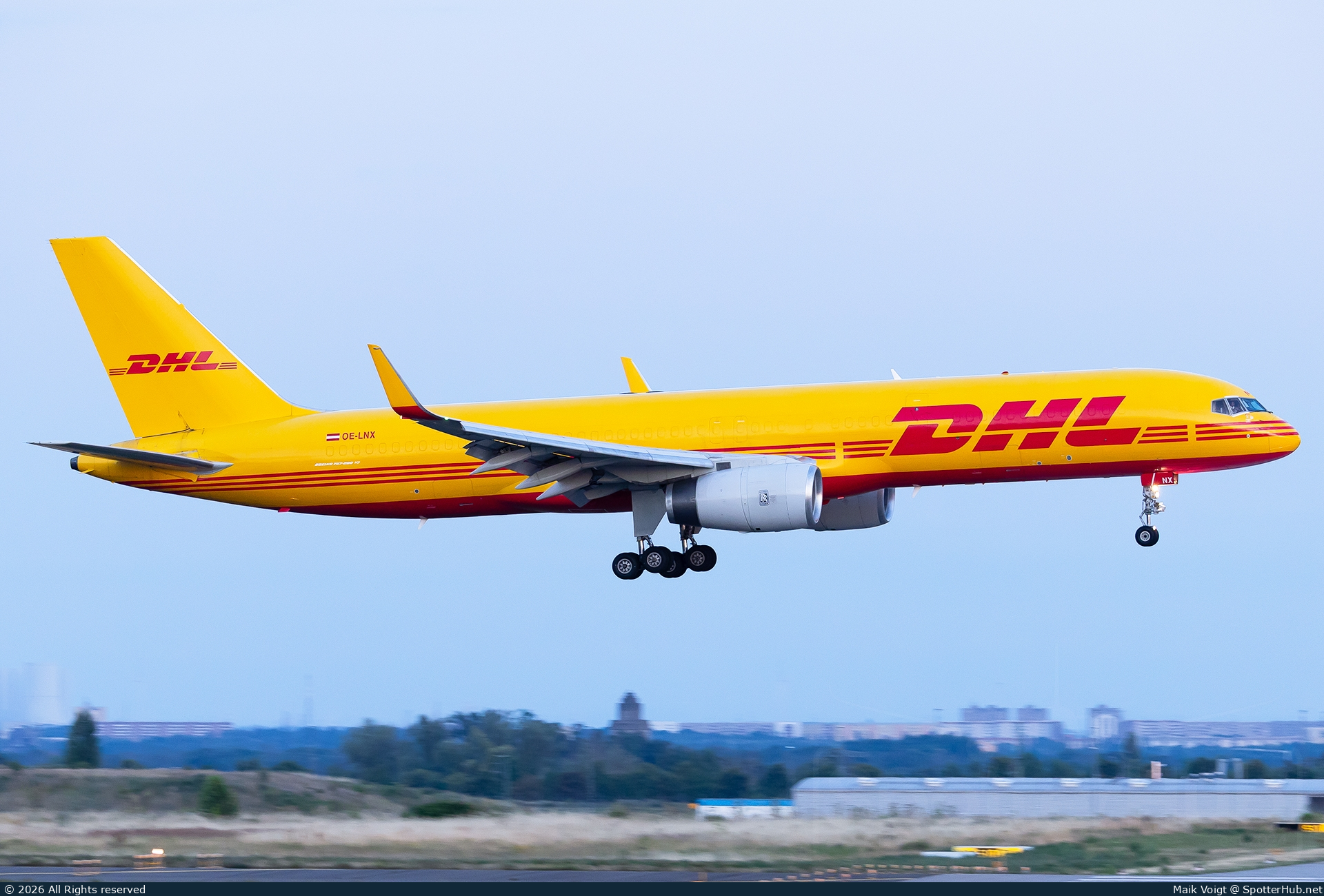 Photo of OE-LNX - Boeing 757-223(PCF) operated by DHL Air Austria