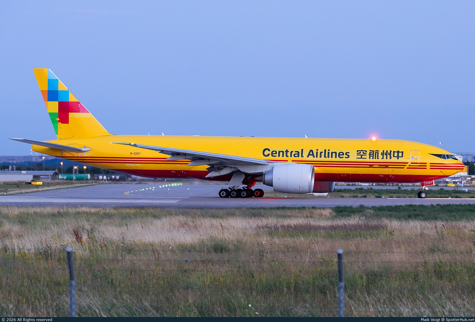 Photo of B-226Y - Boeing 777-F operated by China Central Airlines