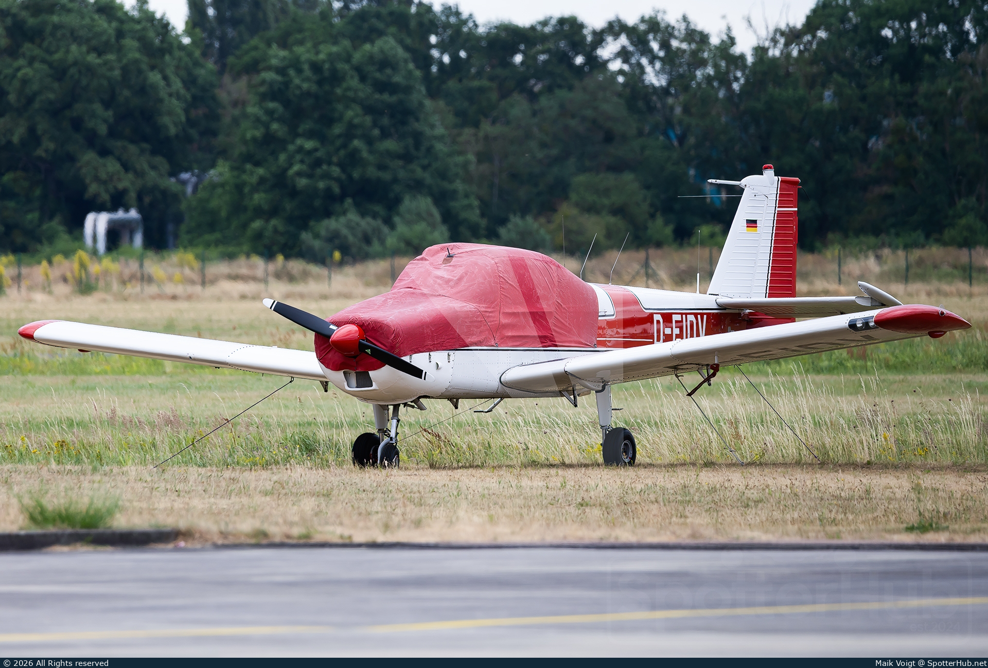 Photo of D-EIDV - Fuji FA-200-160 Aero Subaru operated by Private