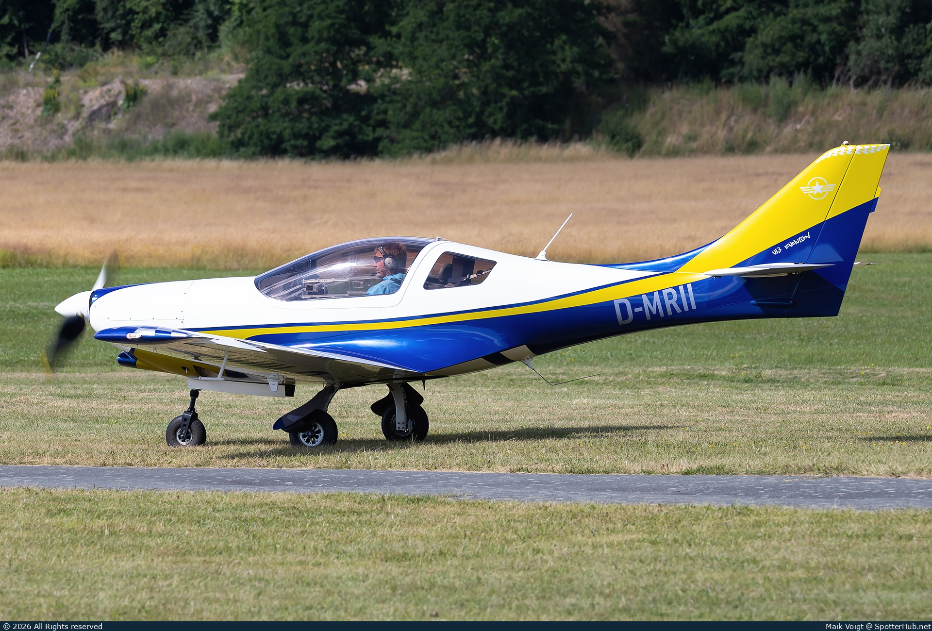 Photo of D-MRII - JMB VL-3-Evolution RG operated by Private