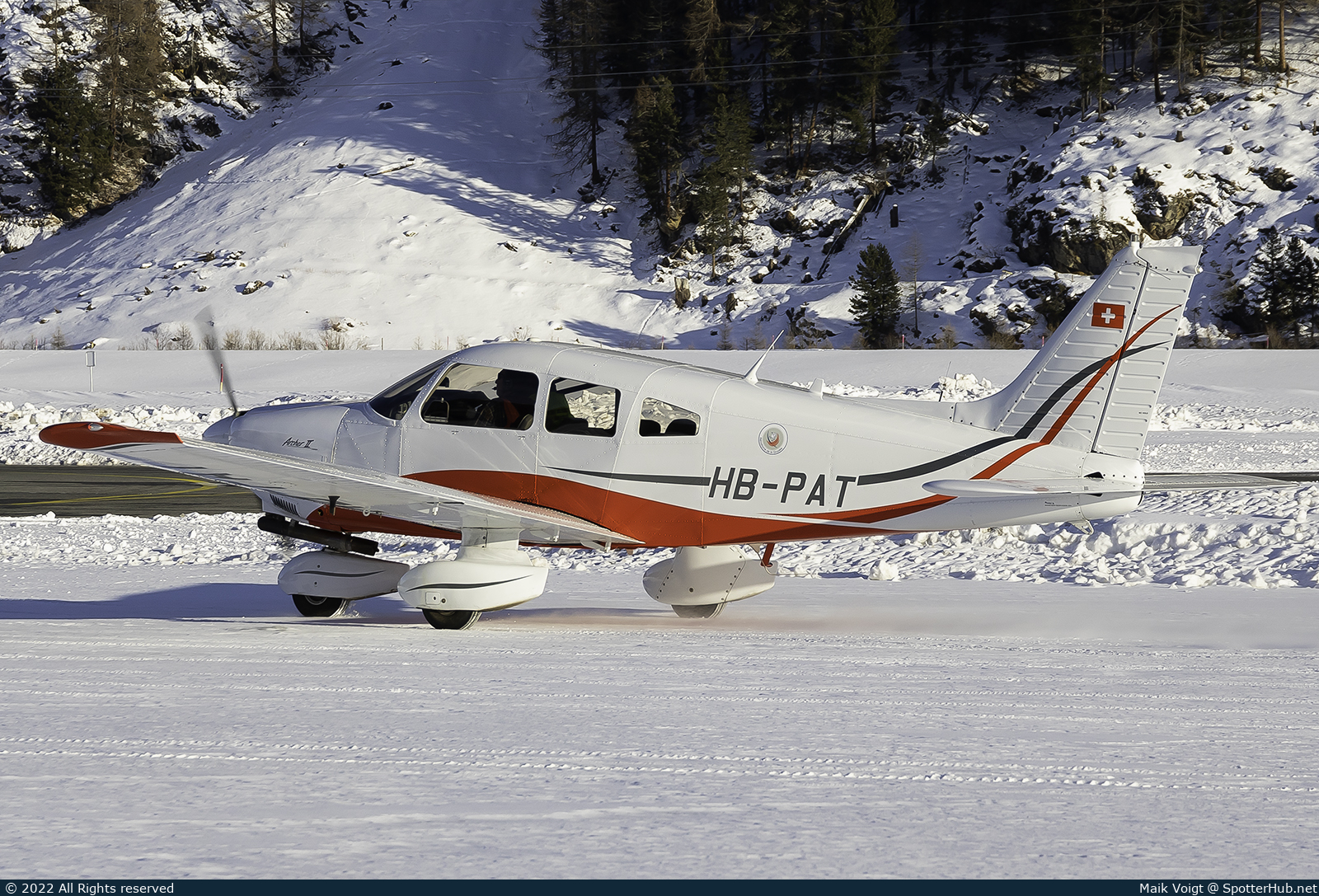 Photo of HB-PAT - Piper PA-28-181 Archer II operated by Société d'Aviation de la Gruyère