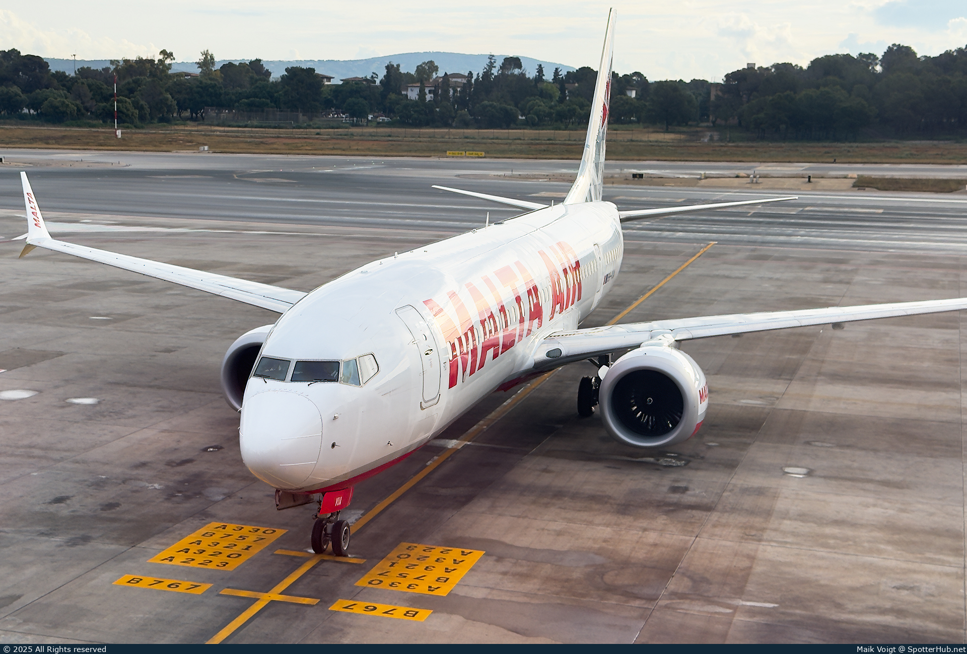Photo of 9H-VUA - Boeing 737 MAX 8-200 operated by Malta Air