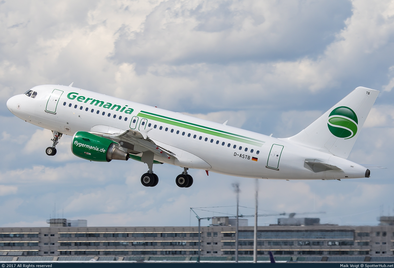 Photo of D-ASTB - Airbus A319-112 operated by Germania