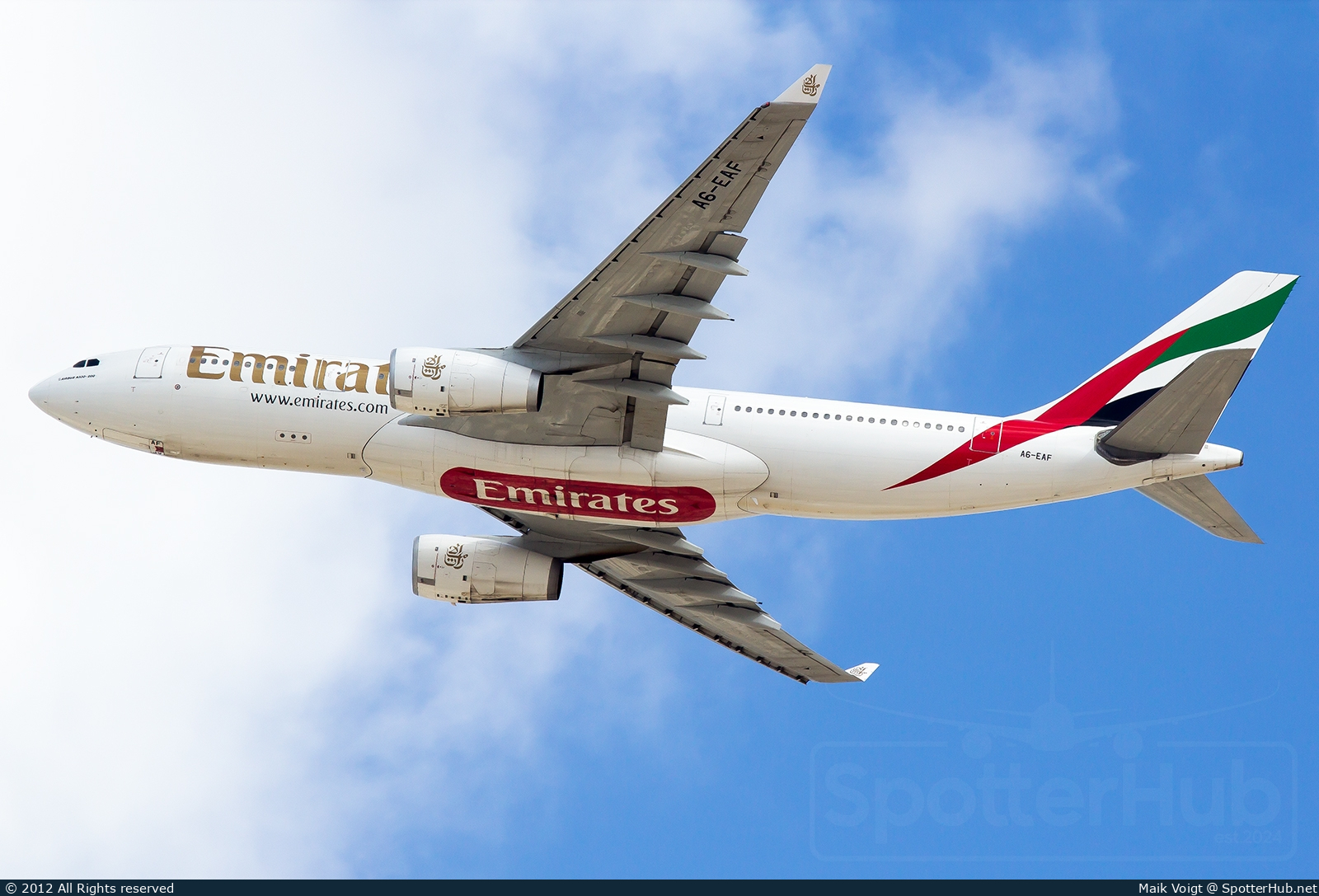 Photo of A6-EAF - Airbus A330-243 operated by Emirates