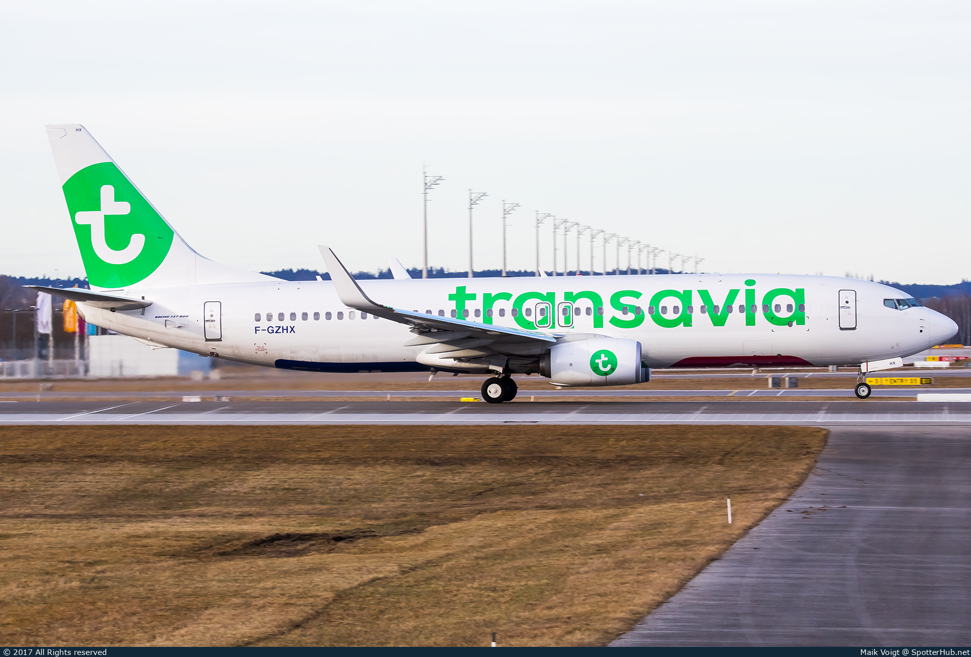 Photo of F-GZHX - Boeing 737-8K2 operated by Transavia France