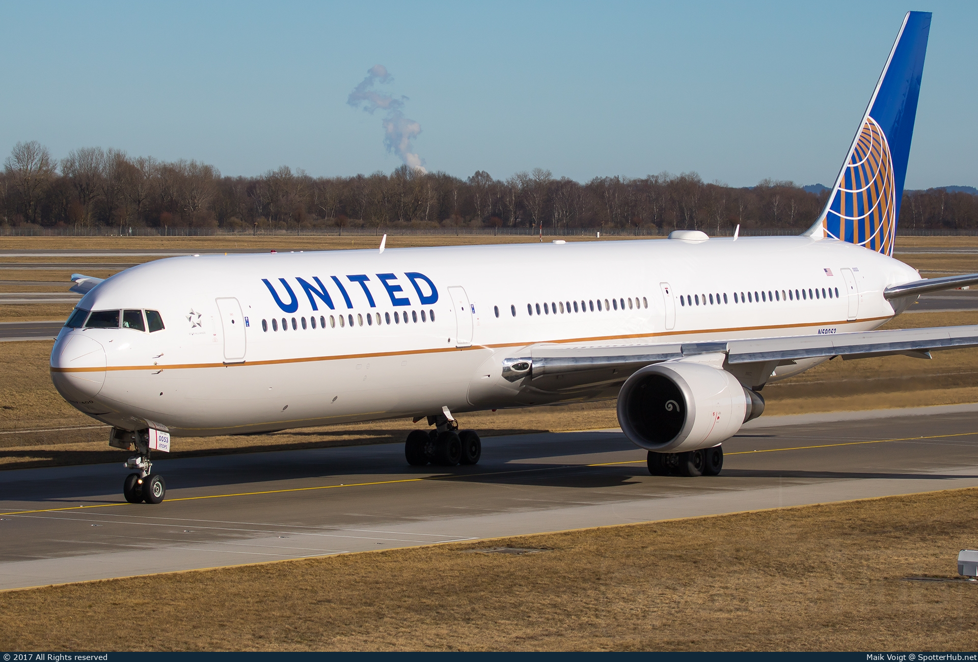 Photo of N59053 - Boeing 767-424(ER) operated by United Airlines