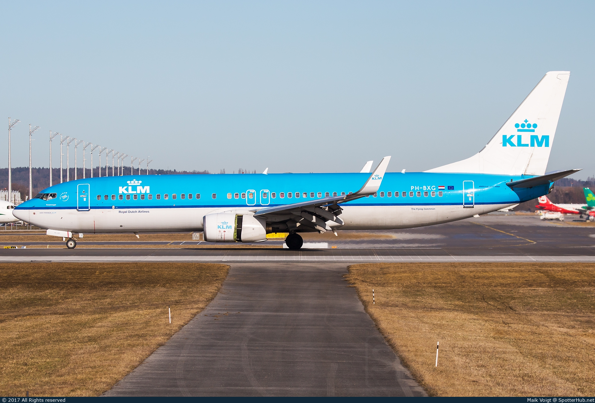 Photo of PH-BXG - Boeing 737-8K2 operated by KLM Royal Dutch Airlines