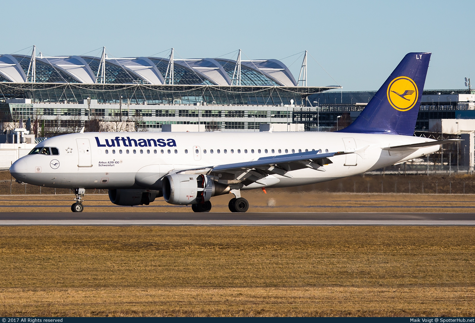 Photo of D-AILY - Airbus A319-114 operated by Lufthansa