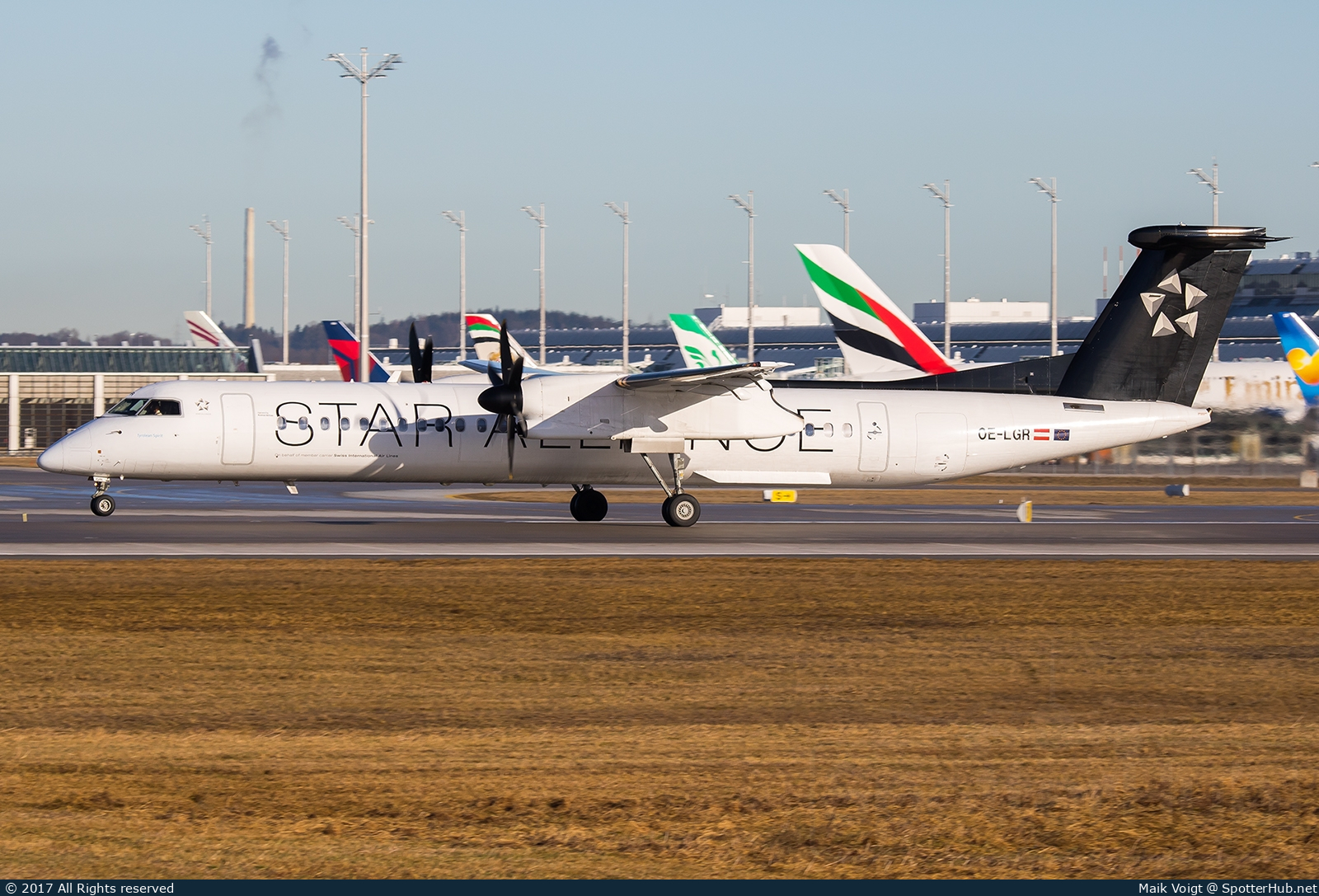 Photo of OE-LGR - Bombardier DHC-8-402 Dash 8 Q400 operated by Austrian Airlines