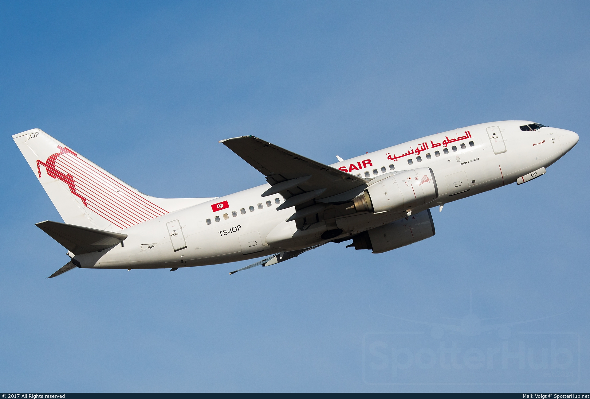 Photo of TS-IOP - Boeing 737-6H3 operated by Tunisair