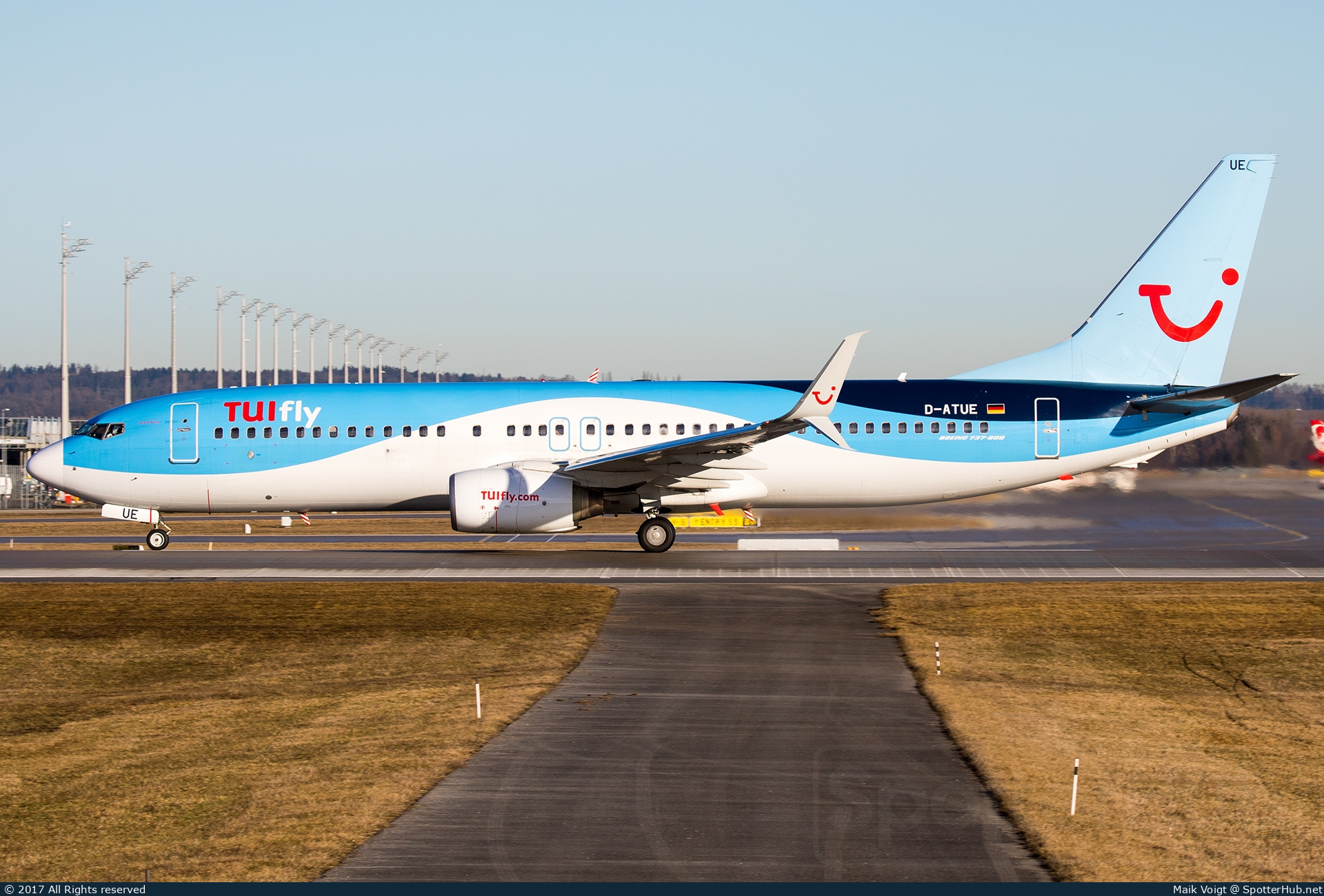 Photo of D-ATUE - Boeing 737-8K5 operated by TUIfly