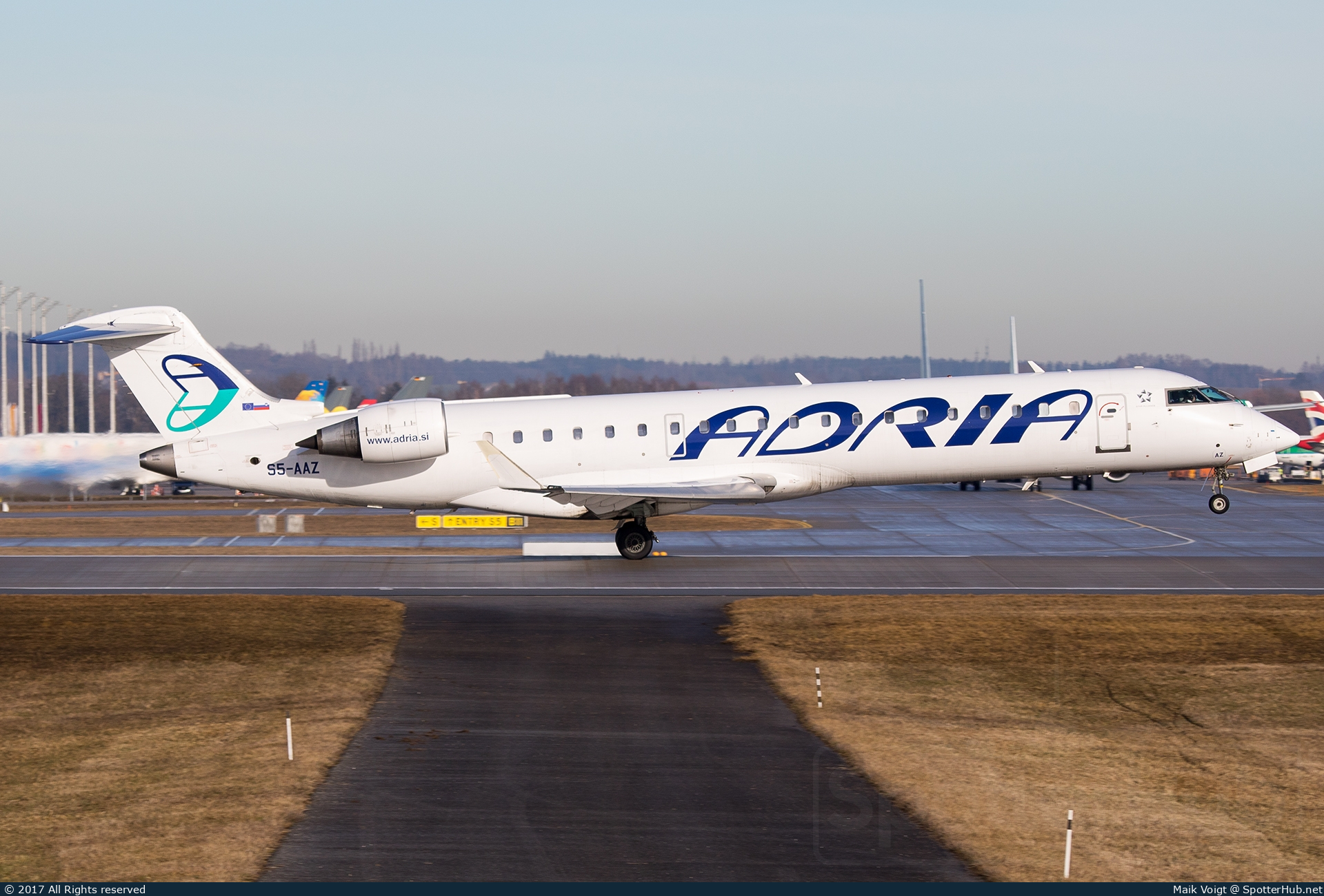 Photo of S5-AAZ - Bombardier CRJ-701ER operated by Adria Airways