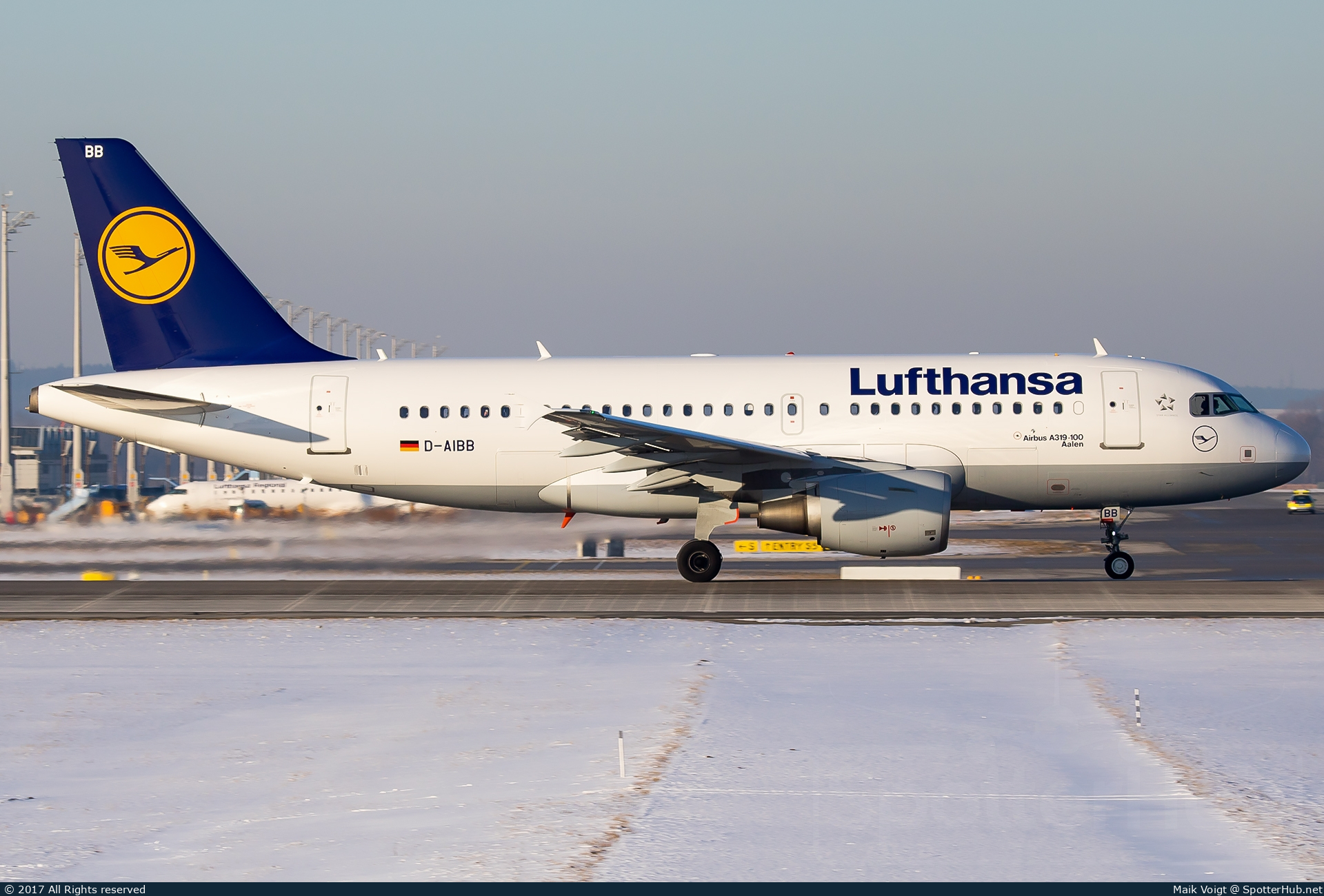 Photo of D-AIBB - Airbus A319-112 operated by Lufthansa