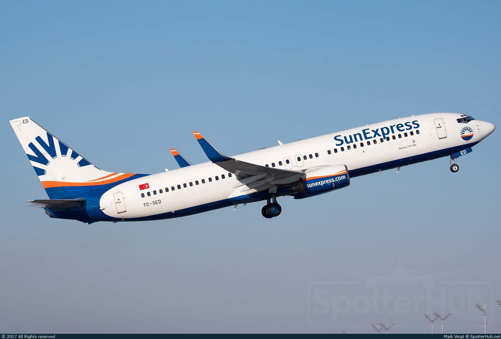 Photo of TC-SED - Boeing 737-8CX operated by SunExpress