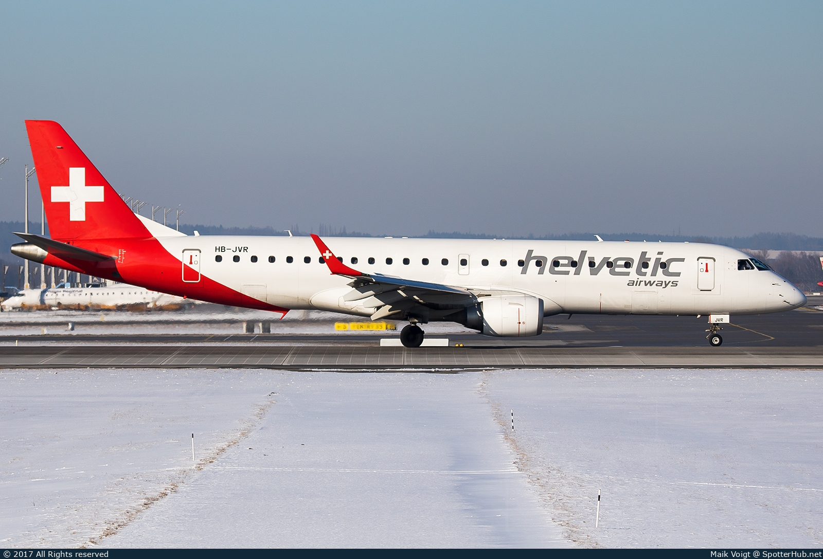 Photo of HB-JVR - Embraer ERJ-190LR operated by Helvetic Airways