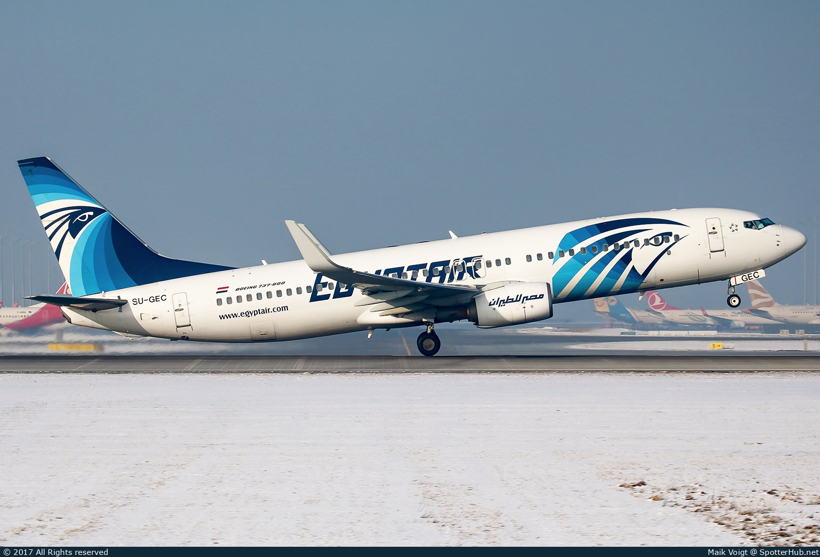 Photo of SU-GEC - Boeing 737-866 operated by Egyptair