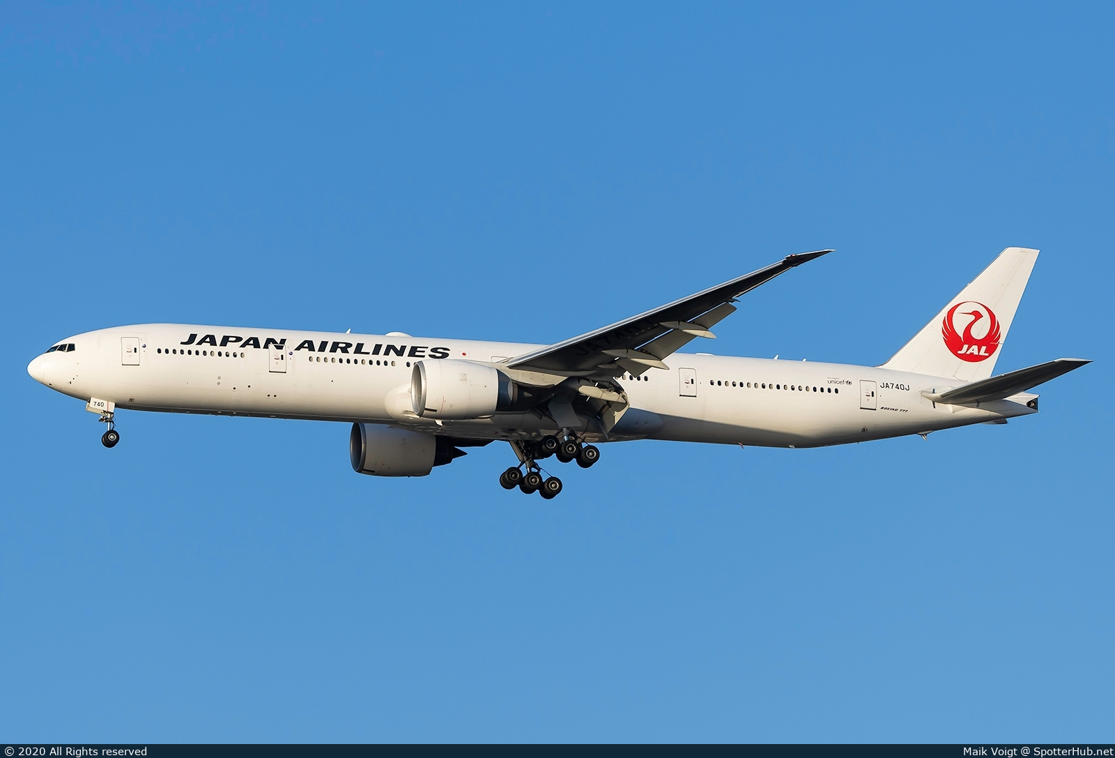 Photo of JA740J - Boeing 777-346(ER) operated by Japan Airlines