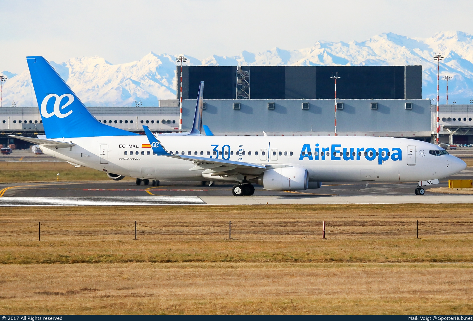 Photo of EC-MKL - Boeing 737-85P operated by Air Europa