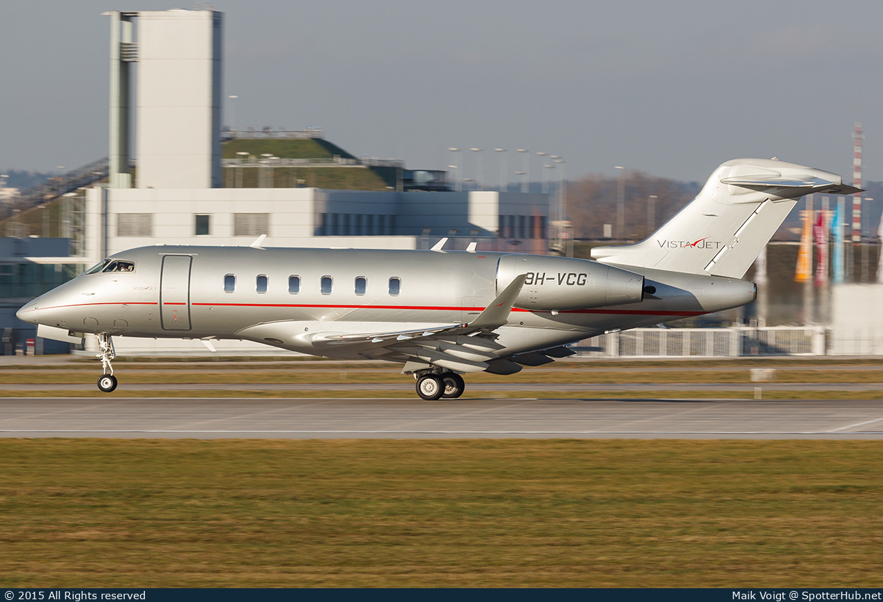 Photo of 9H-VCG - Bombardier Challenger 350 operated by VistaJet
