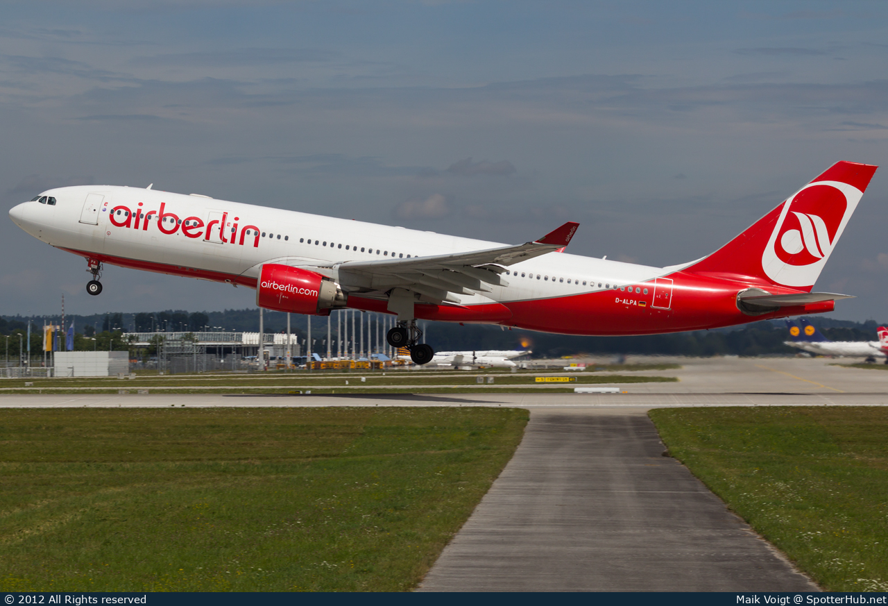 Photo of D-ALPA - Airbus A330-223 operated by Air Berlin